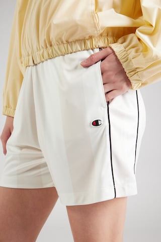 Champion Authentic Athletic Apparel Regular Housut värissä valkoinen