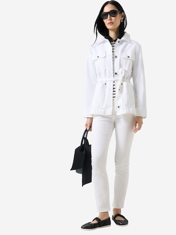 BOGNER Slimfit Jeans 'Julie' in Weiß