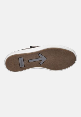 JOSEF SEIBEL Sneakers laag 'Claire 03' in Grijs