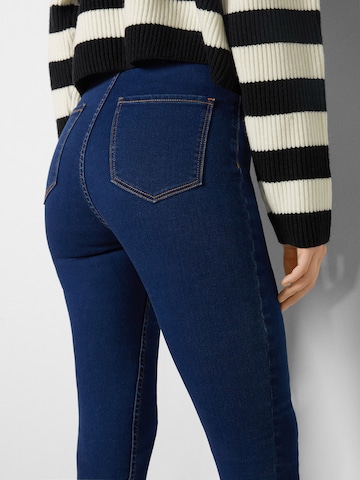 Bershka Skinny Jeansy w kolorze niebieski