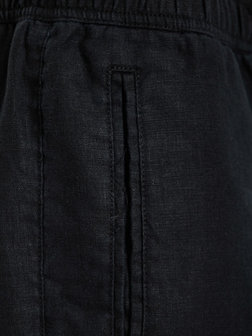 Funky Buddha Loosefit Chinobyxa i svart