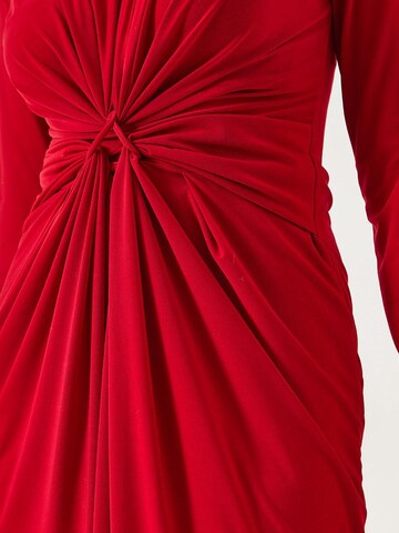 Robe Bianco Lucci en rouge