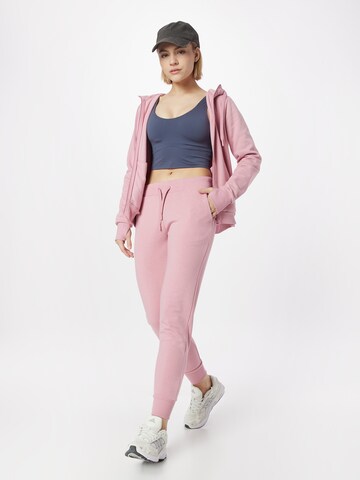 4F Tapered Workout Pants in Pink