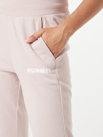 Hummel - Tapered Pantalón deportivo 'Legacy' en rosa