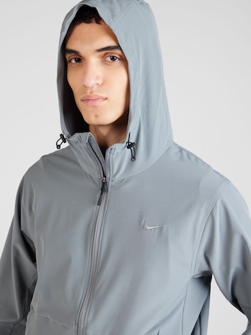 NIKE Sportjacke 'Repel Unlimited' in Grau