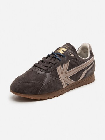 Kaotiko Sneakers laag 'Seattle' in Bruin