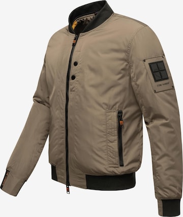 STONE HARBOUR Prehodna jakna 'Hoobo' | rjava barva