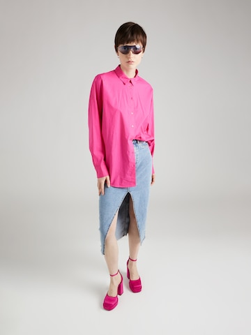 Monki - Blusa em rosa