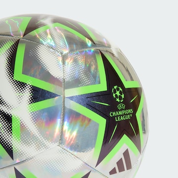 ADIDAS PERFORMANCE Míč 'UEFA Champions League 26/27' – stříbrná