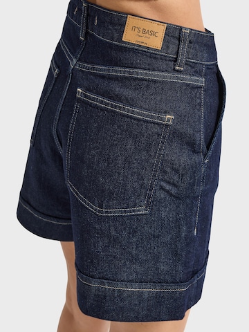 IT'S BASIC Regular Jeans 'Mini Denim Short' in Blauw