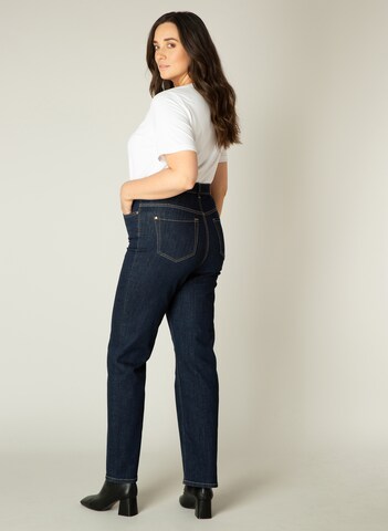 BASE LEVEL CURVY Regular Jeans 'Ayda' in Blau