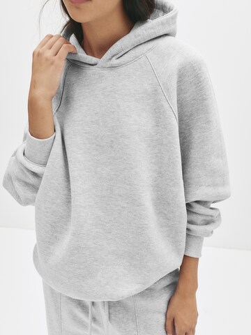 Sweat-shirt Pull&Bear en gris