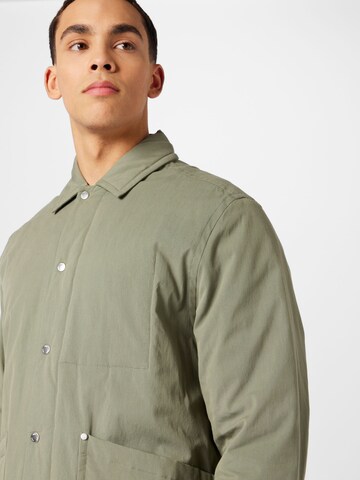 NORSE PROJECTS - Chaqueta de entretiempo en verde