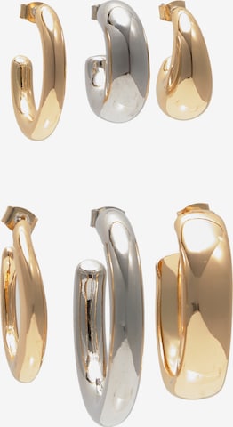 Pull&Bear Обеци в злато: отпред