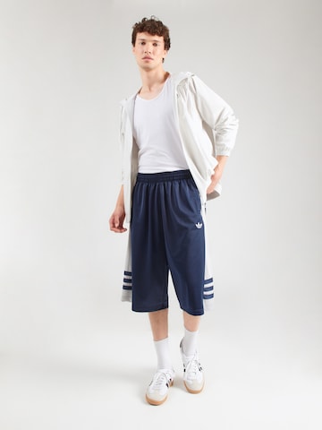 ADIDAS ORIGINALS Voľný strih Nohavice - Modrá