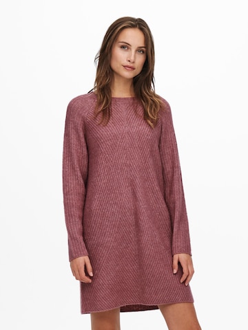 Robes en maille 'Carol' ONLY en violet : devant