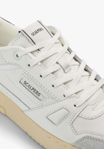 Sneaker bassa 'Tenismiles' di Scalpers in bianco