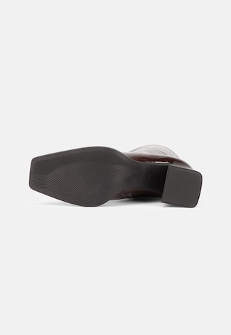 VAGABOND SHOEMAKERS Botki 'HEDDA' w kolorze brązowy