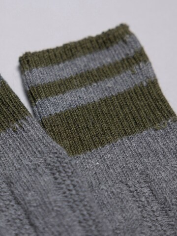 camano Traditional socks in Grey