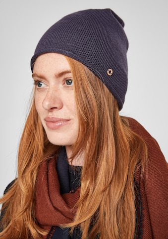 s.Oliver Beanie in Blue: front