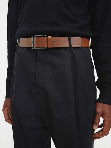 Calvin Klein Riem in Bruin