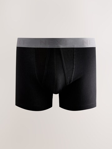 Next Trunks in Schwarz