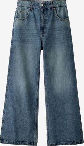 Bershka Flared Jeans in Blauw: voorkant