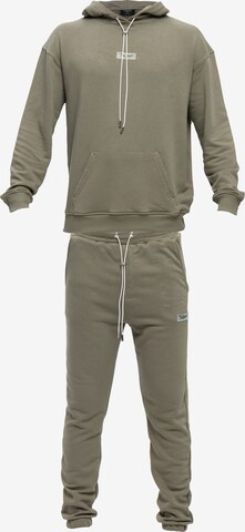 Tom Barron Tracksuit in Green: front