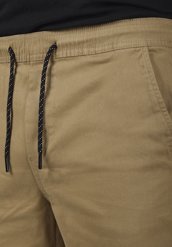 !Solid Regular Chino 'Henako' in Beige