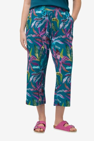 Ulla Popken Regular Pants in Green: front