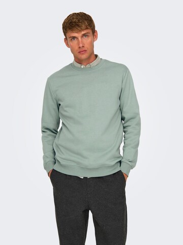 Only & Sons Sweatshirt 'ONSConnor' i grön