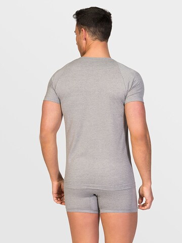 zd ZERO DEFECTS Unterhemd 'Crew-neck T-shirt Egiptian cotton' in Grau