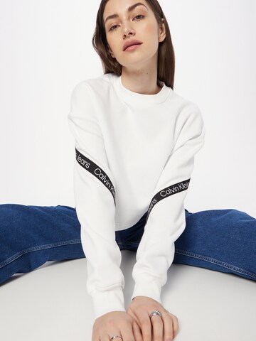 Calvin Klein Jeans - Sweatshirt em branco