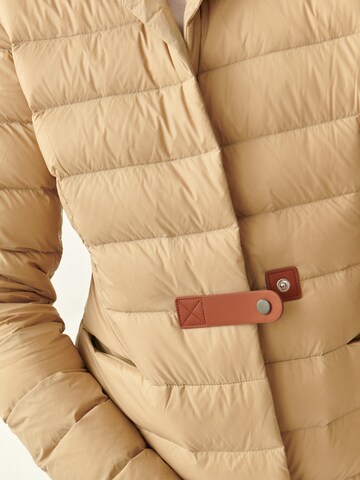 Veste mi-saison 'WISONA' TATUUM en beige