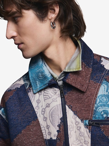 Desigual Демисезонная куртка в Смешанный