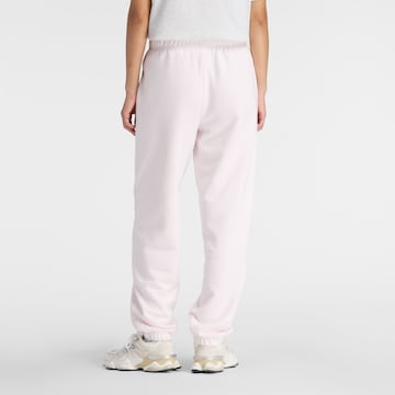 Effilé Pantalon 'Sport Essentials French Terry Jogger' new balance en rose