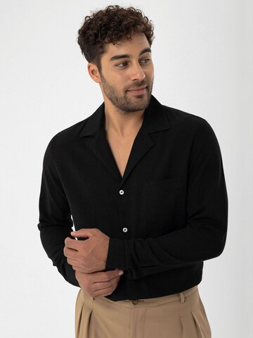 Coupe regular Chemise Dandalo en noir