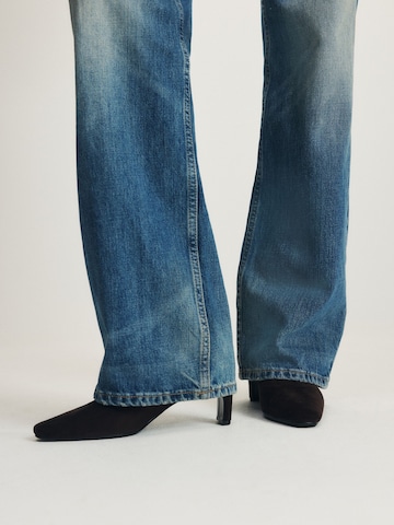 The Set Stiefelette in Braun