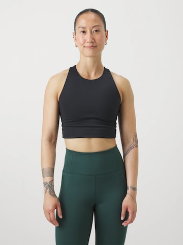 Girlfriend Collective Top ' Dylan ' in Schwarz: Vorderseite