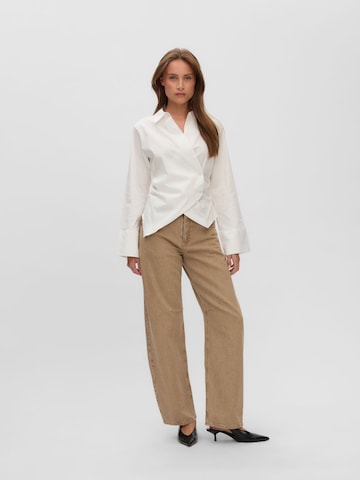 Chemisier 'CELIA' VERO MODA en blanc
