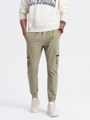 Regular Pantalon chino Ombre en vert : devant