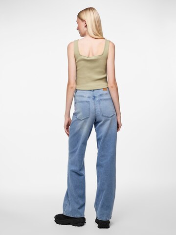 PIECES - Top 'Nukisa' en verde