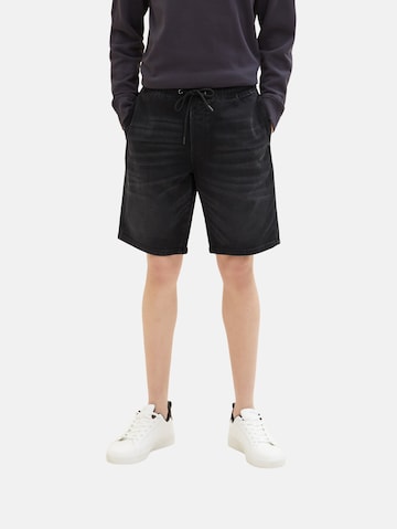 TOM TAILOR DENIM Regular Shorts in Schwarz: predná strana