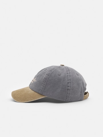 Pull&Bear Cap in Beige
