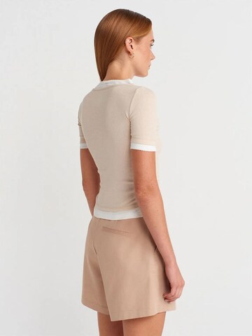 Dilvin T-Shirts in Beige