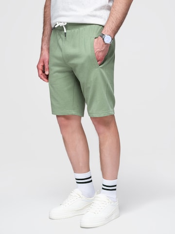 Ombre Regular Sportbroek in Groen