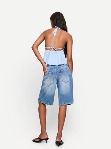 Top di Bershka in blu