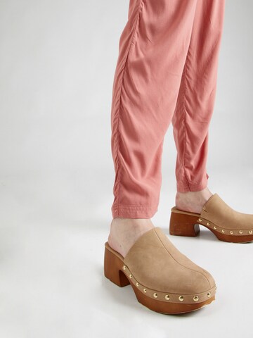 Sublevel Tapered Pants in Pink