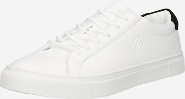 Baskets basses Superdry en blanc : devant