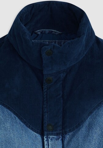 LEVI'S ® Between-Season Jacket in Blue
